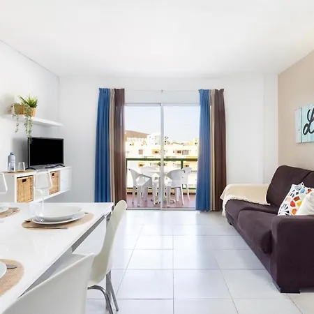 Comodororavel * Los Cristianos